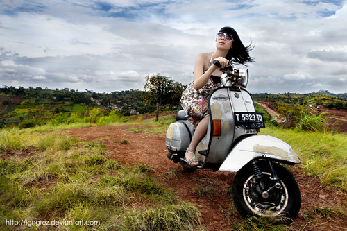 My romantic notion of what Vespa riding would be like...